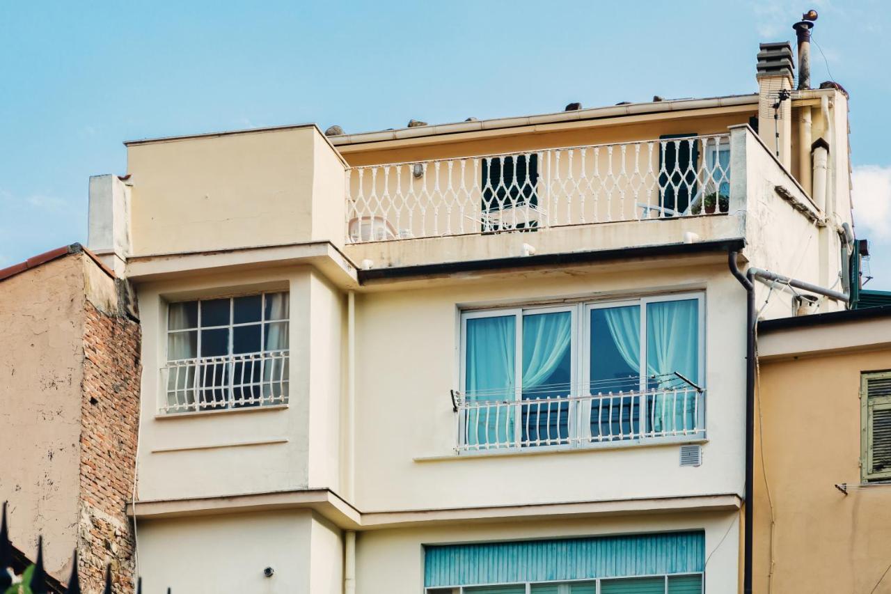 Dimora Bellavista,Garage Privato,Due Piani Apartment Сан Ремо Екстериор снимка