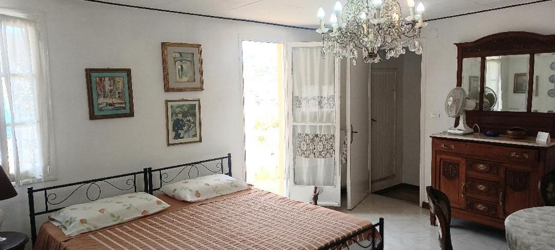 Dimora Bellavista,Garage Privato,Due Piani Apartment Сан Ремо Екстериор снимка